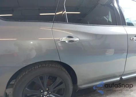 2018 Nissan Pathfinder Sl z USA, uszkodzony, nr VIN 5N1DR2MN1JC640254